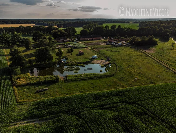 Seminarraum: Uriger Bauernhof in Alleinlage Pferdehof Kneipe Saal
