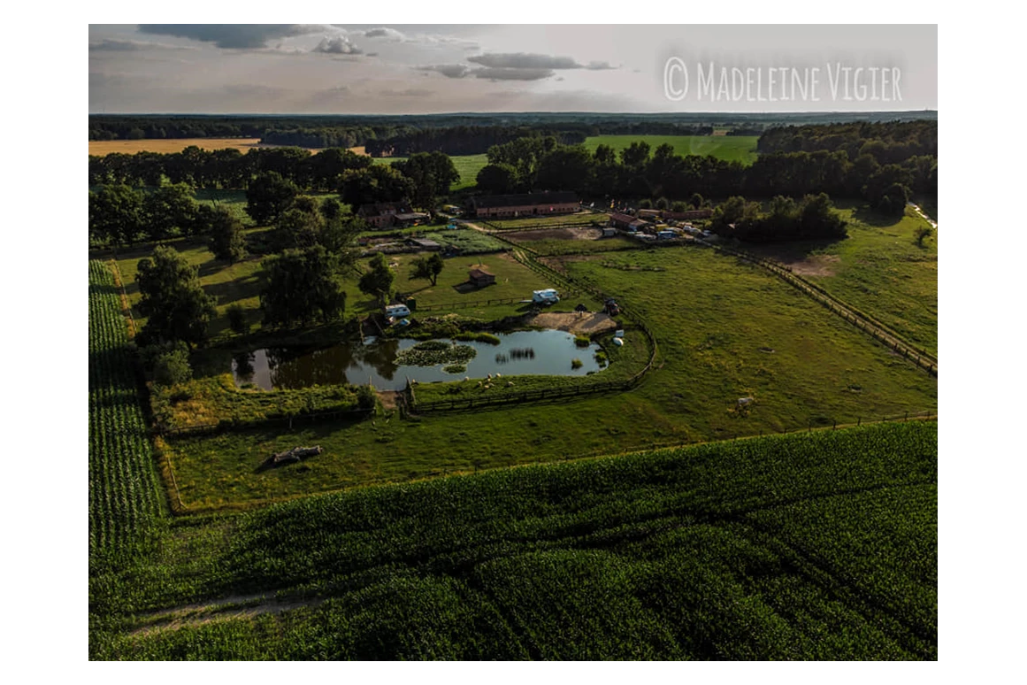 Seminarraum: Uriger Bauernhof in Alleinlage Pferdehof Kneipe Saal