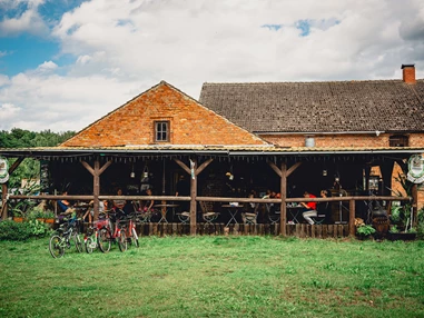 Seminarraum: Uriger Bauernhof in Alleinlage Pferdehof Kneipe Saal