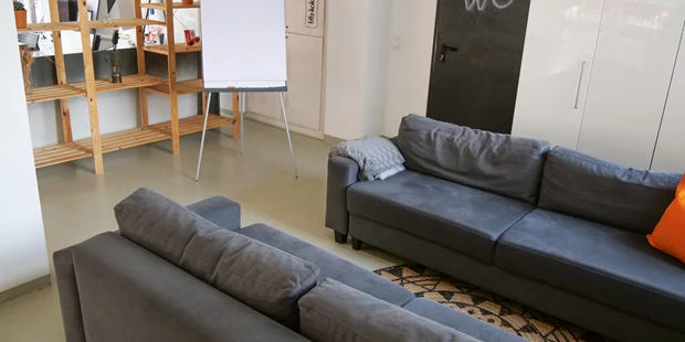 Tagungshotels - Beamer und Leinwand - bpartment