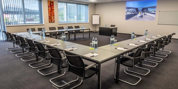 Tagungshotels - PLZ 4655 (Österreich) - Seminarraum Jupiter - UEBEX Congresspark