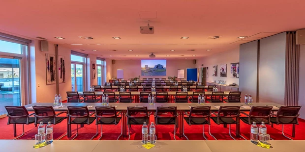 Tagungshotels - PLZ 4655 (Österreich) - Seminarraum Merkur & Saturn - UEBEX Congresspark