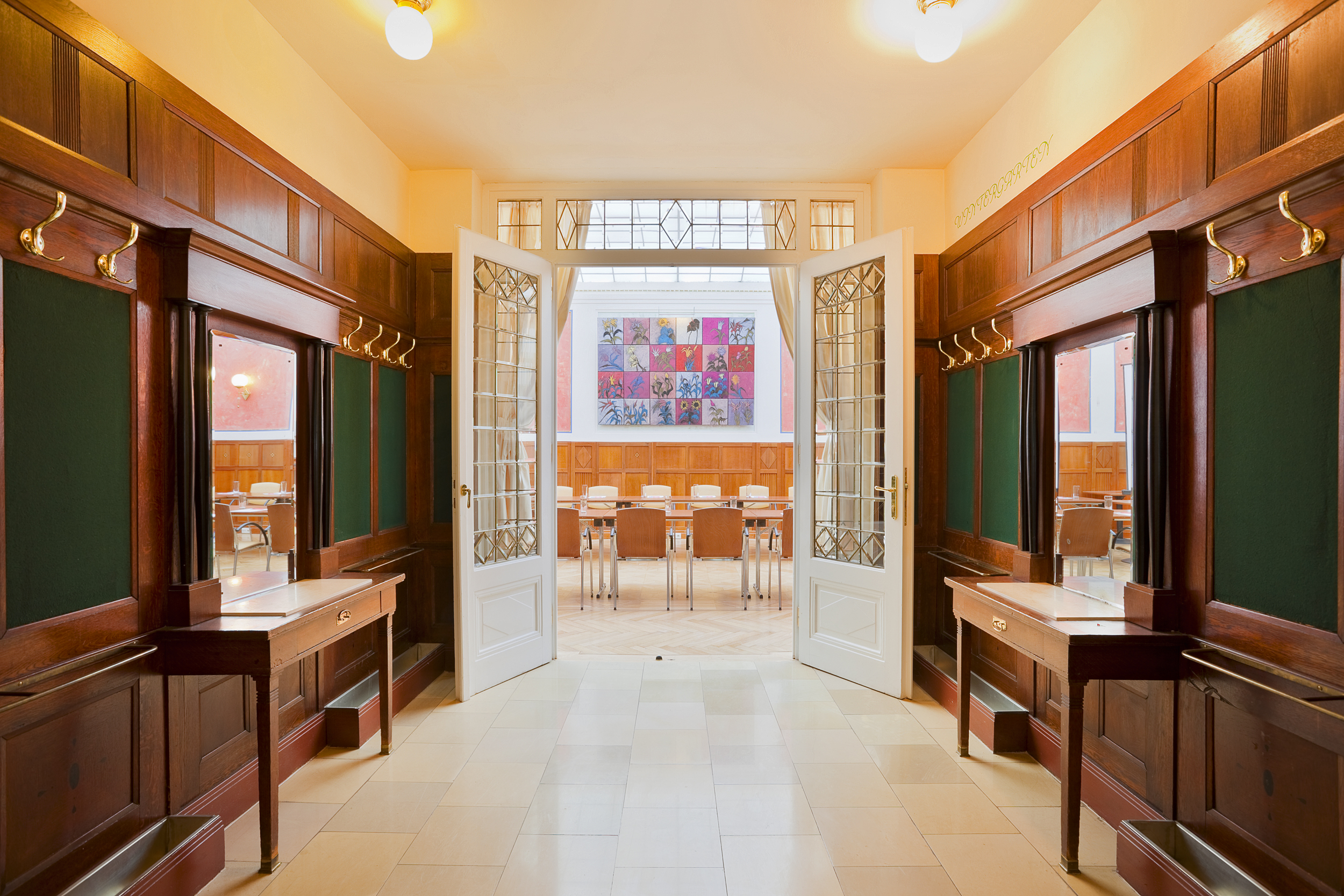 Tagungshotels - Portier: kein Portier - Foyer  - Ines Dombois