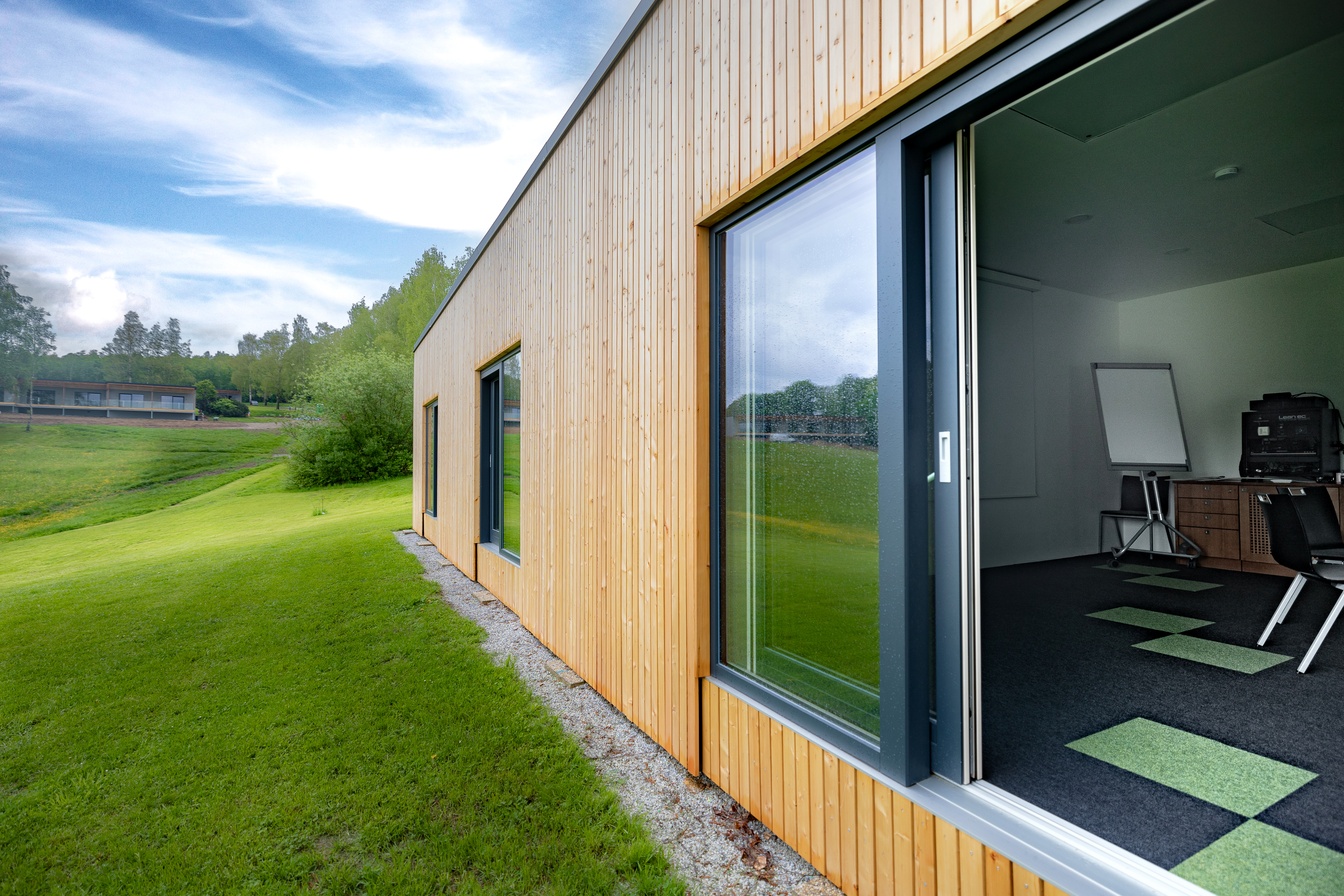 Tagungshotels - PLZ 3613 (Österreich) - 2x 60 m² Seminarraum mit Waldblick für je max. 45 Personen - Hotel-Restaurant Ottenstein